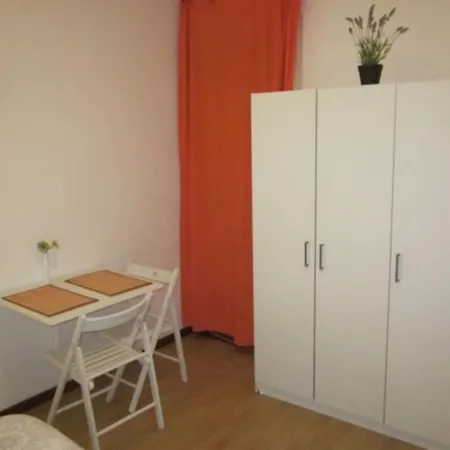 Guest house Rent *